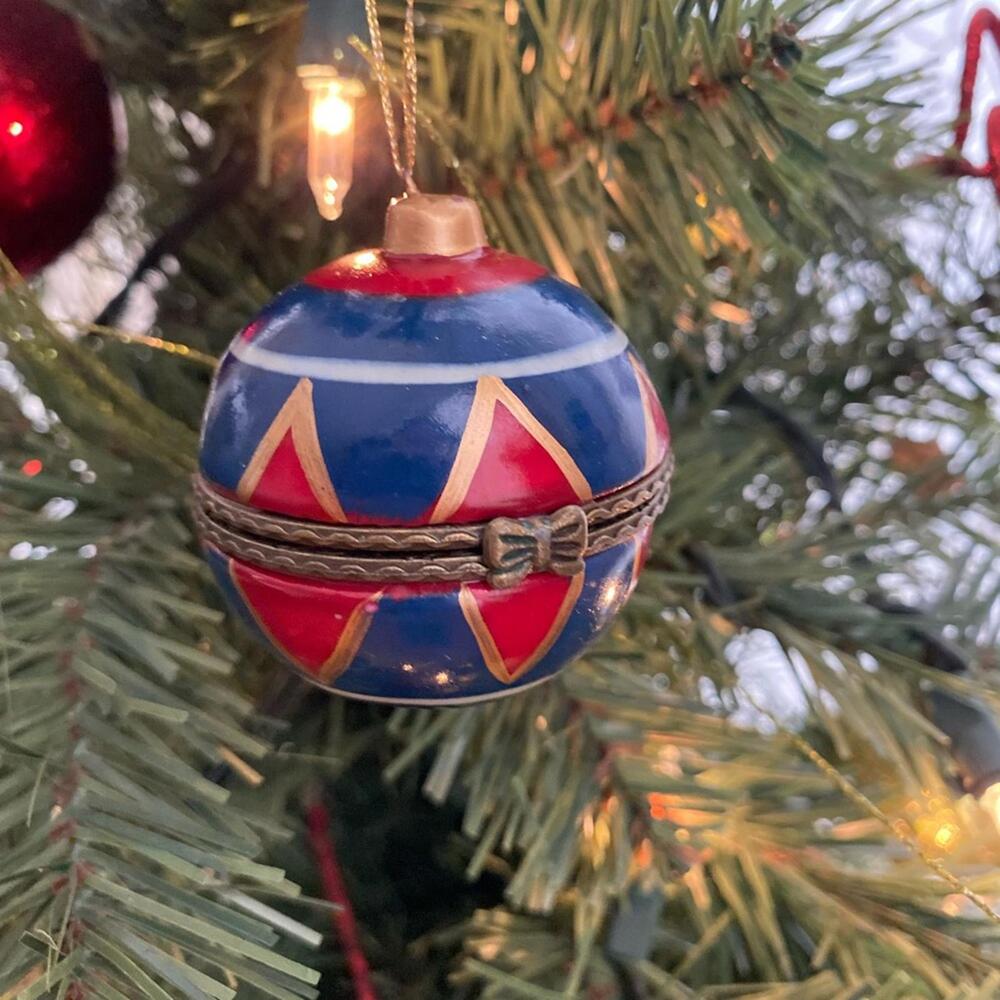 Porcelain Hinged Trinket Ball Ornament with Blue and Red Design